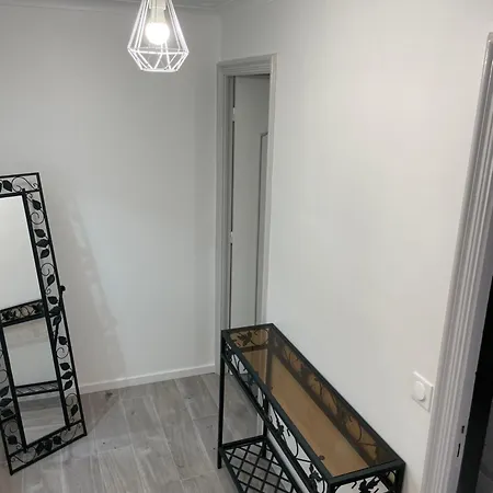 Duplex Plein Coeur Village アパート *